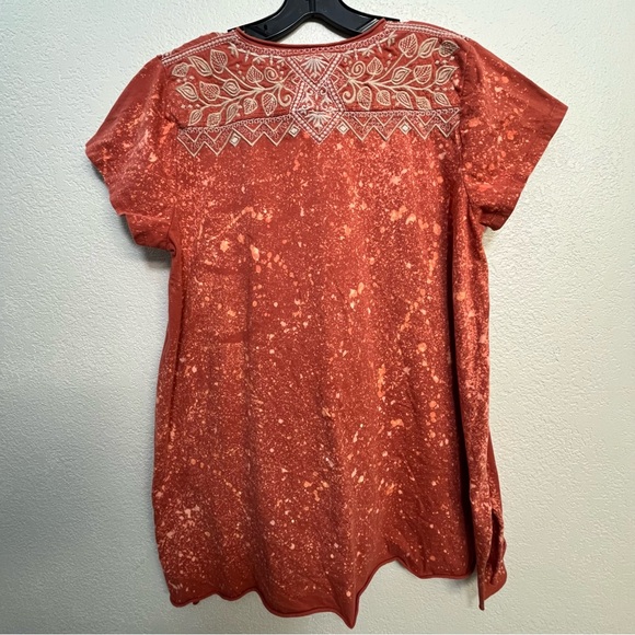 Johnny Was Embroidered Custom Bleach Dye Top - Picture 5 of 8